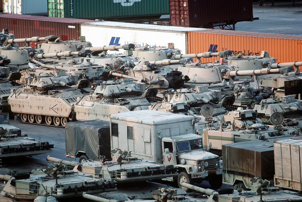 Tanks, armored personnel carriers and self-propelled howitzers of the ...