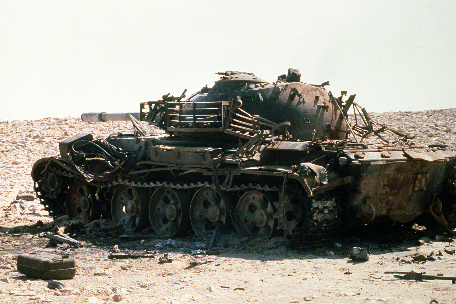 tank battles desert storm