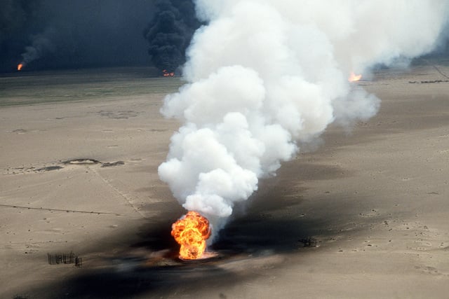 oil-well-fires-rage-outside-kuwait-city-in-the-aftermath-of-operation