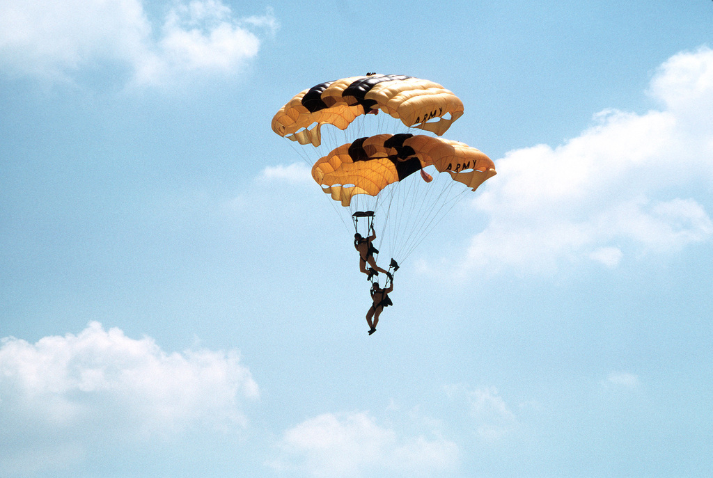 Us Army Parachute Team