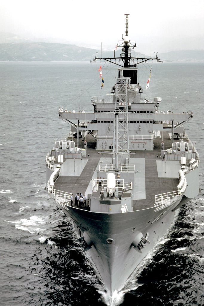 A Bow View Of The Amphibious Command Ship Uss Blue Ridge Lcc 19