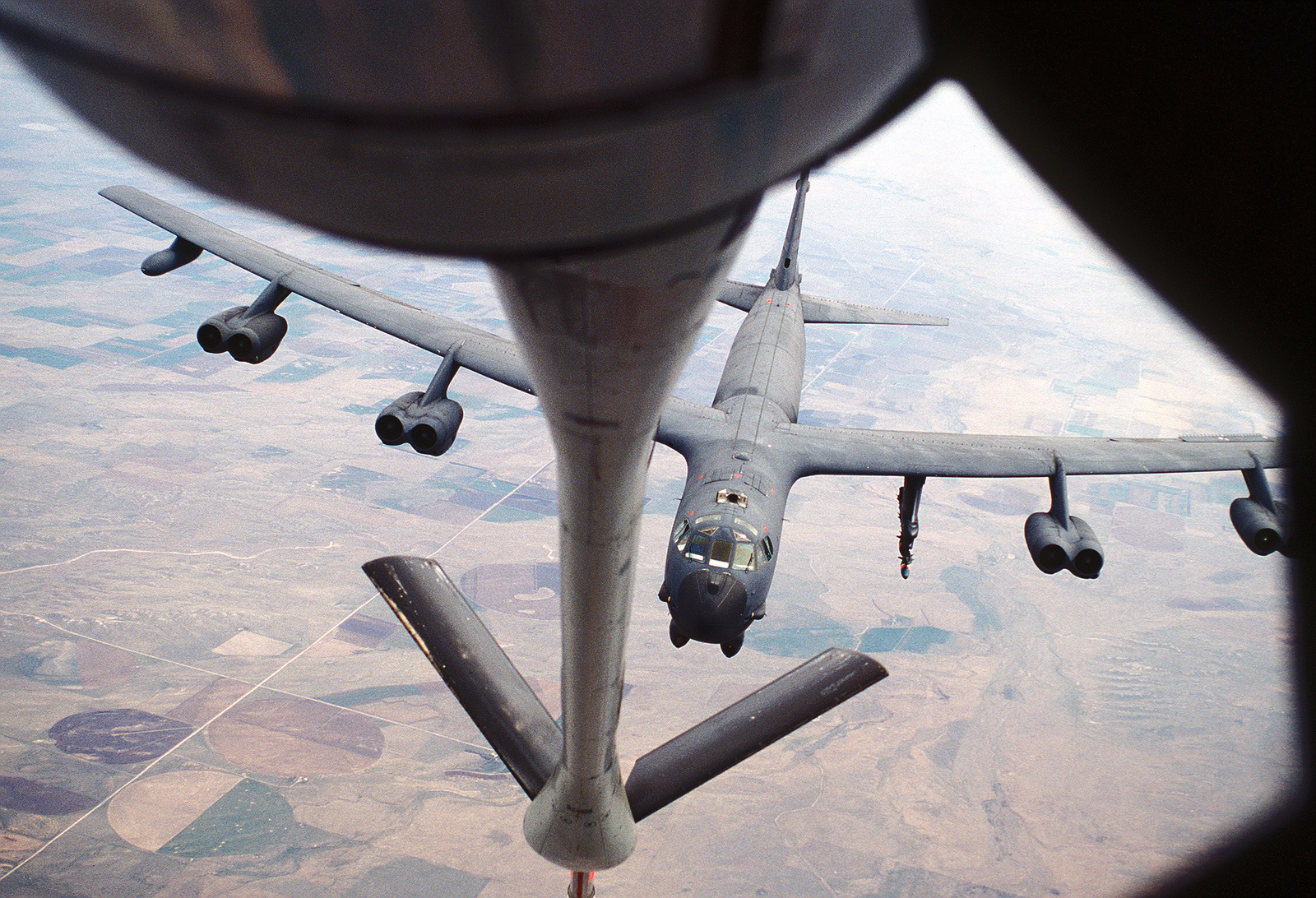 A 596th Bombardment Squadron B-52G Stratofortress aircraft breaks away ...