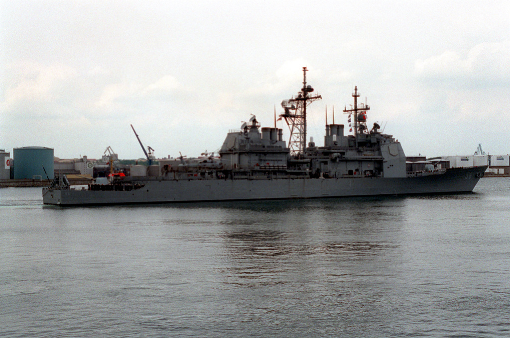 A Starboard Quarter View Of The Guided Missile Cruiser Uss San Jacinto