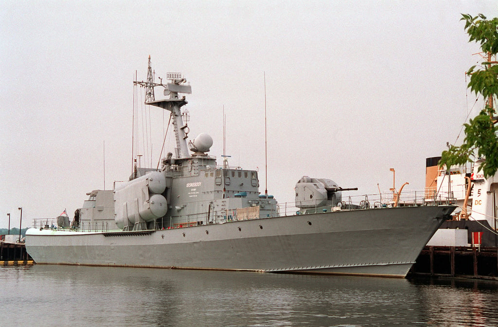 24 Soviet built tarantul i class missile corvette Images: NARA & DVIDS ...