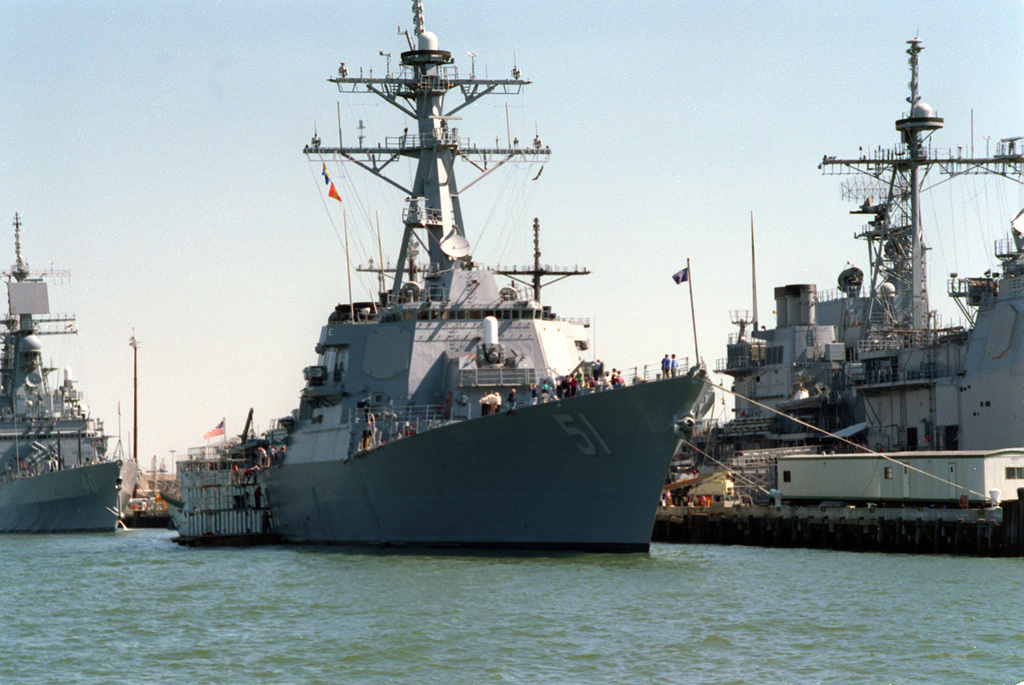 A Starboard Bow View Of The Guided Missile Destroyer USS ARLEIGH BURKE ...