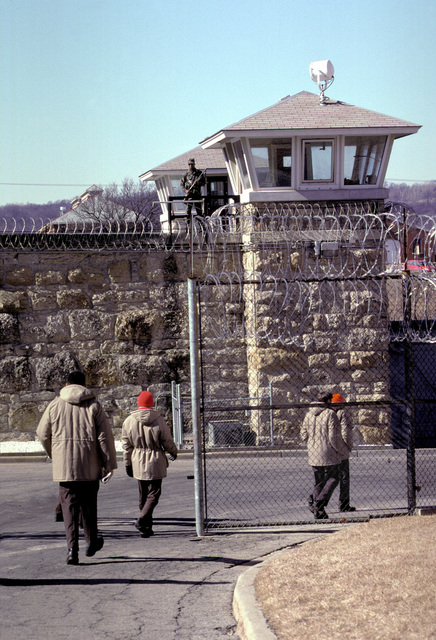 leavenworth state prison
