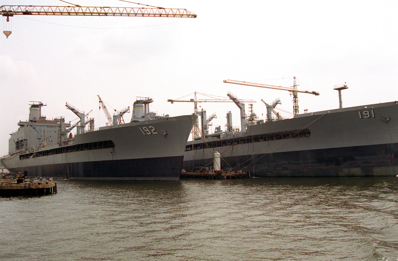 a-starboard-bow-view-of-the-military-sealift-command-oilers-usns-henry