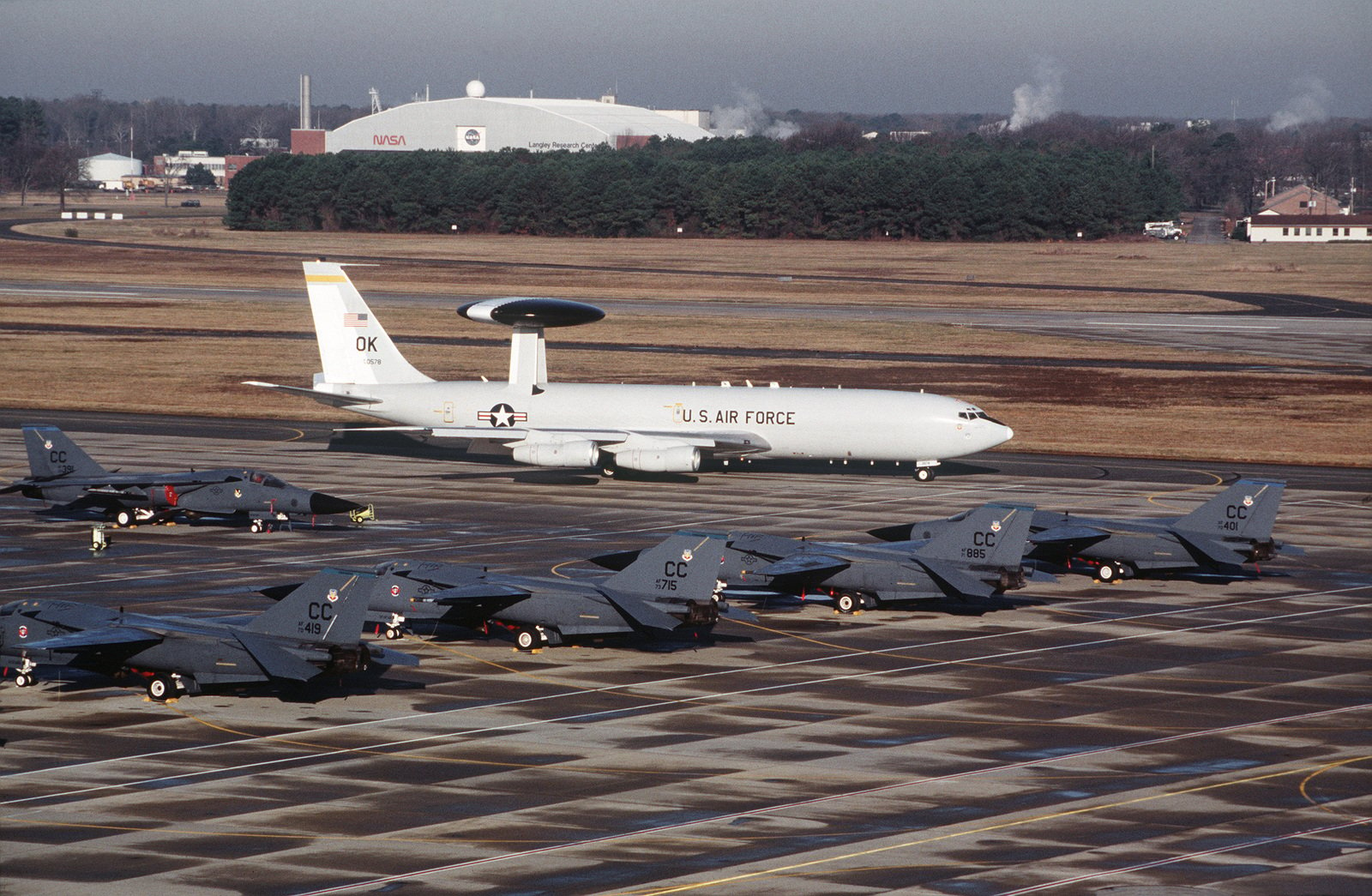 An E 3b Sentry Airborne Early Warning Control System Awacs From Tinker Air Force Base Oklahoma Taxis Down The Runway To Fly A Mission In Support Of The 27th Wing U S National