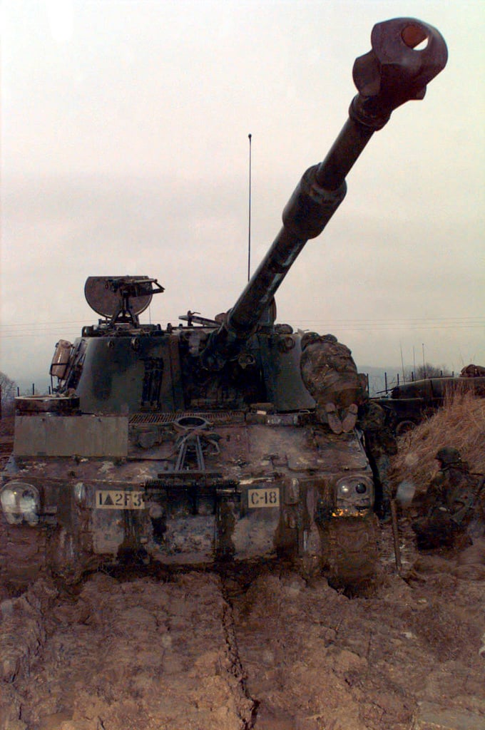 Members of C Battery, 23rd Field Artillery, 2nd Battalion from Kirchgon ...