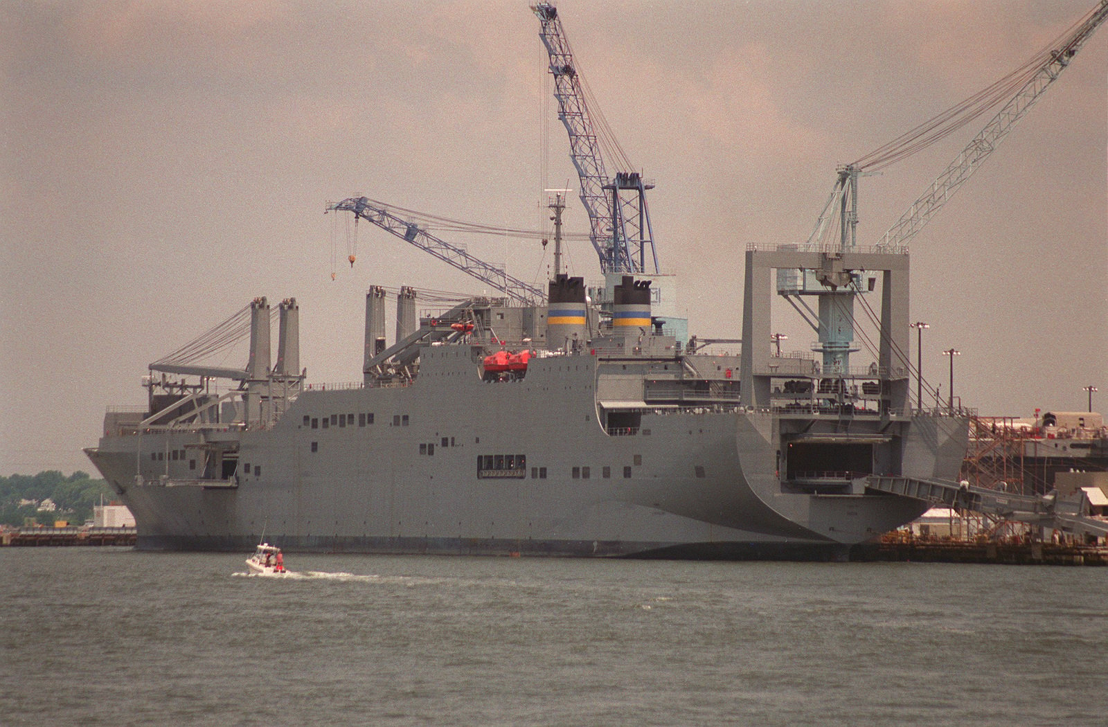 A port quarter view of the Military Sealift Command ...