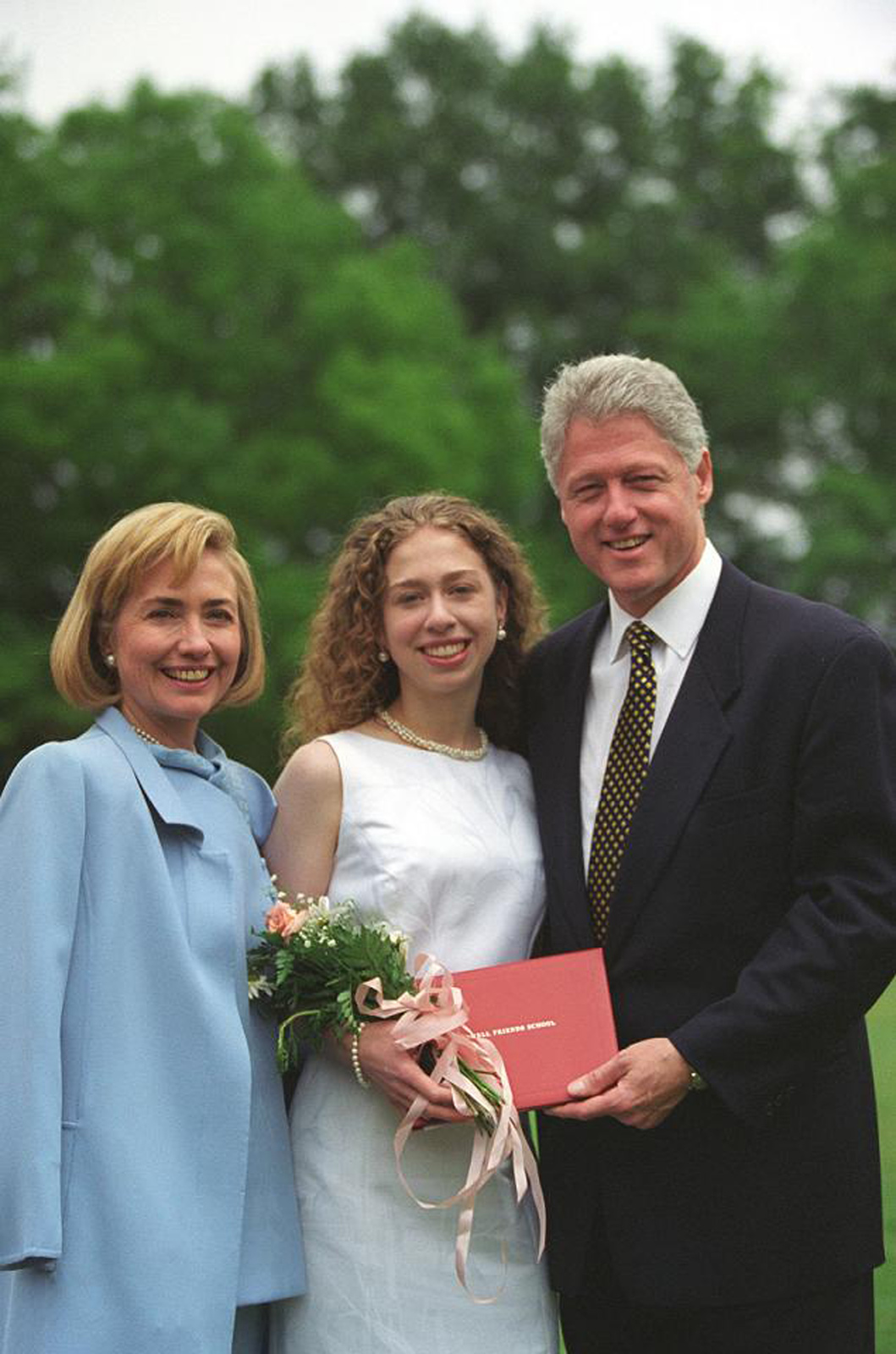 photograph-of-president-william-jefferson-clinton-first-lady-hillary