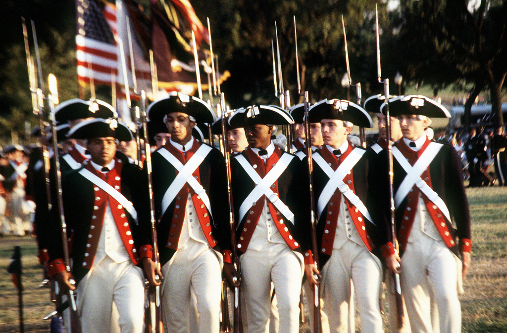 Рота также. Синие мундиры США. Американский мундир 18 века. Континентальная армия форма. Американский мундир 20 века.