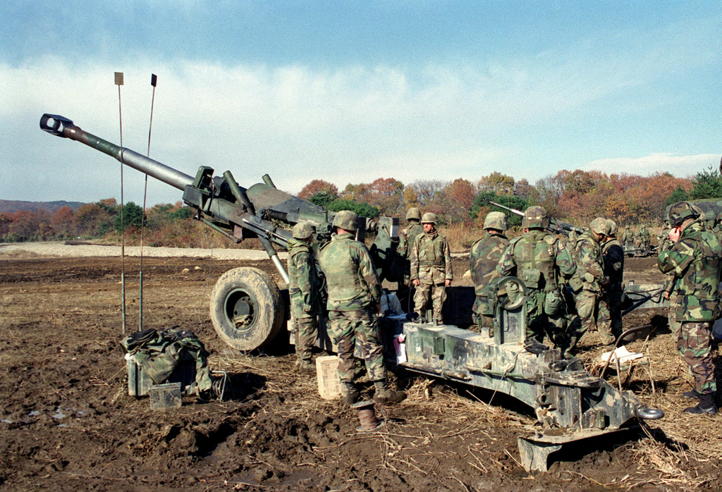 М198 гаубица. M198 гаубица. M198 155mm Howitzer. 155-Mm Medium Towed Howitzer m198 арт. USMC m198.