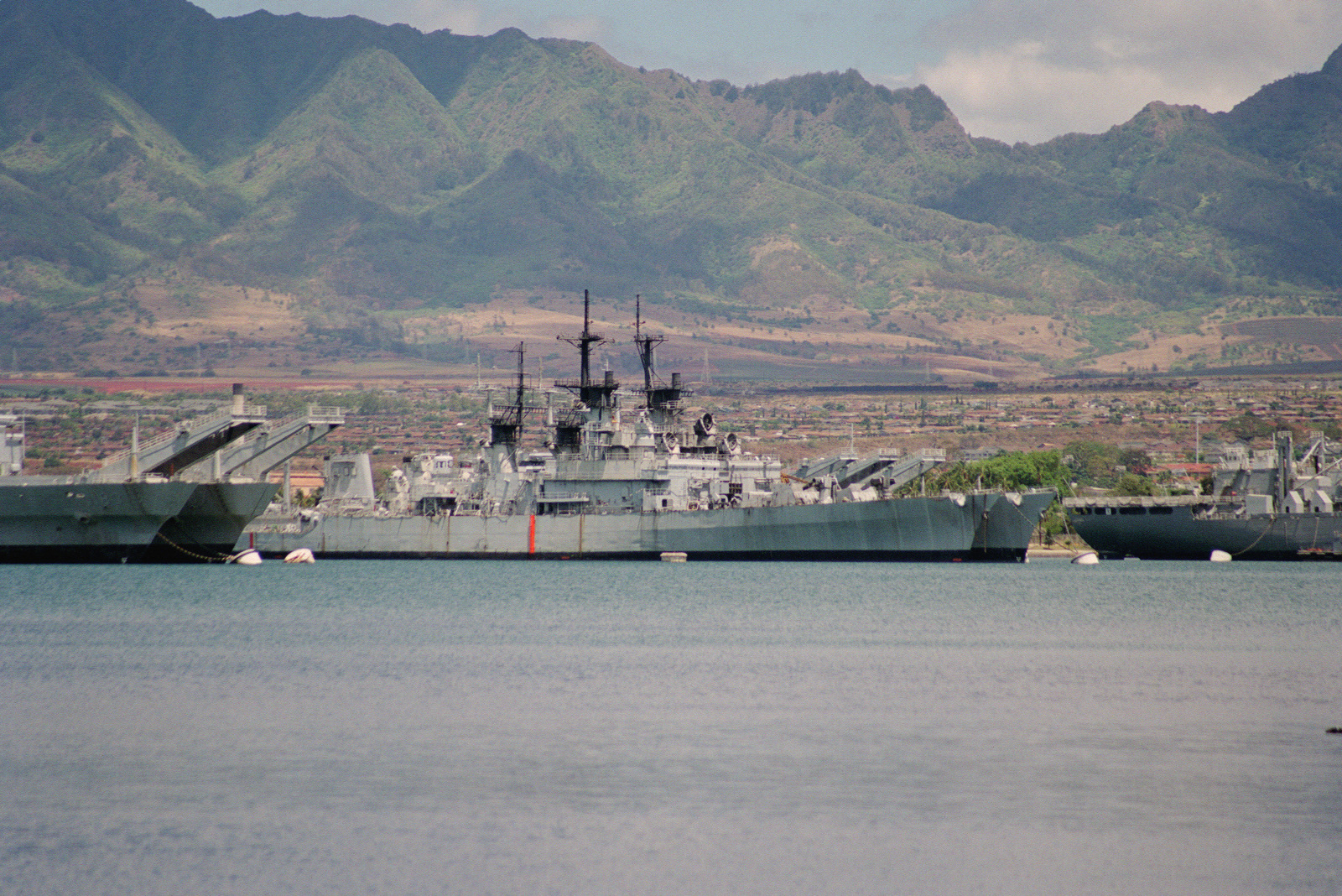 Two Leahy class decommissioned guided missile cruisers are moored in ...