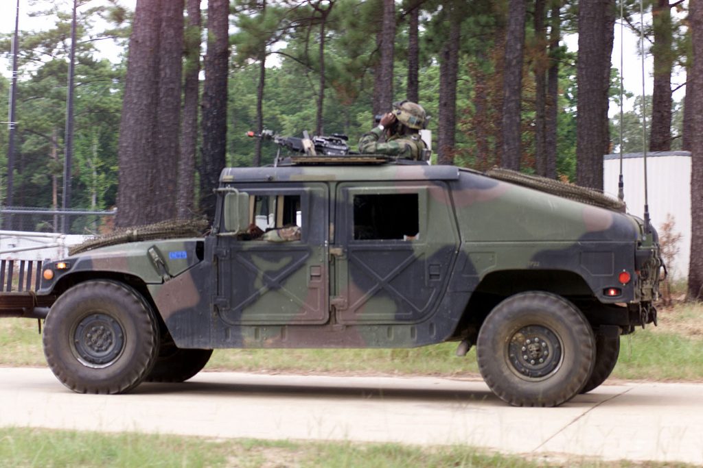 HMMWV 2010