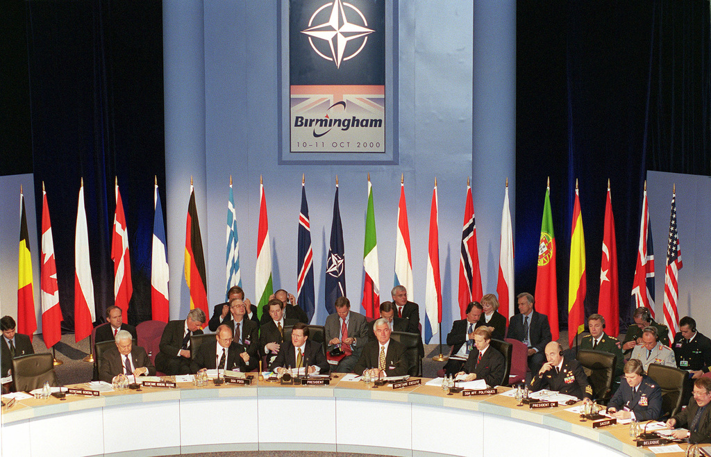 Нато конференции. Мадридский саммит Североатлантического Альянса. НАТО. Заседание членов НАТО. Конференция НАТО.