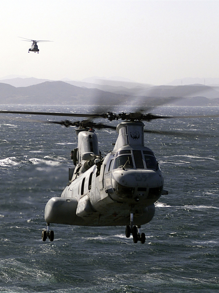 A USMC CH-46E (Sea Knight) helicopter from Marine Helicopter