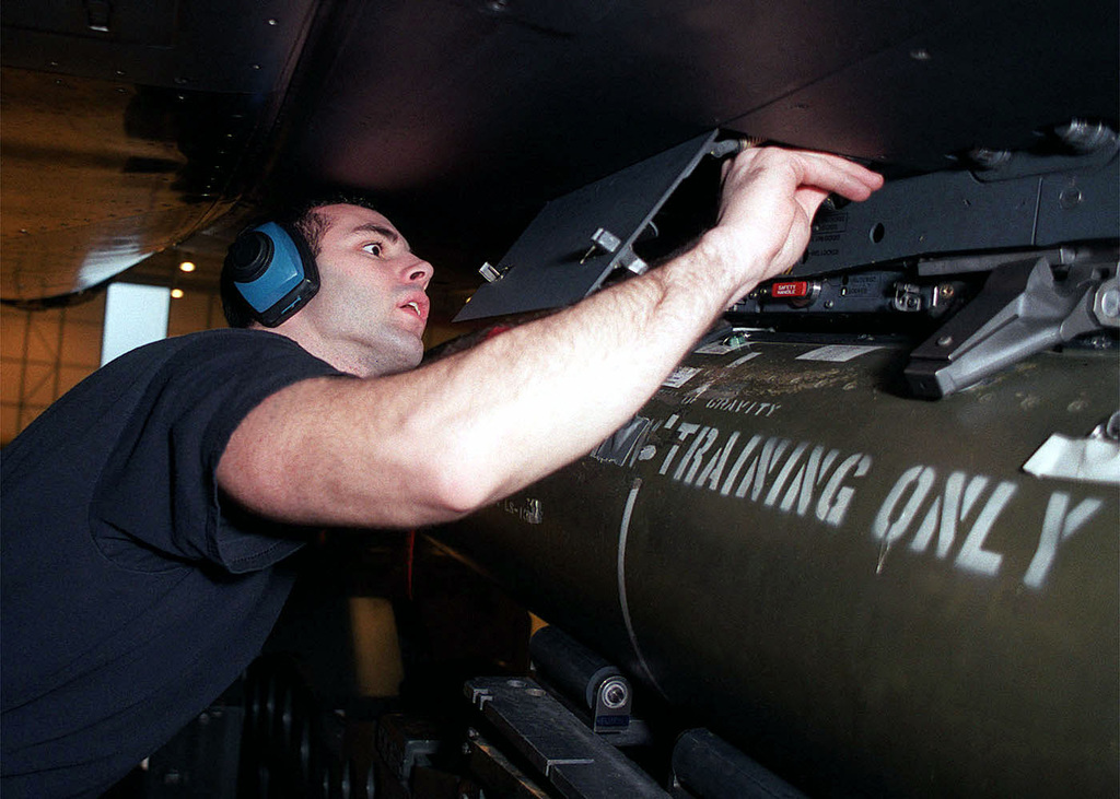 US Air Force SENIOR AIRMAN Paul Kaehler, A Weapons Loader From The ...