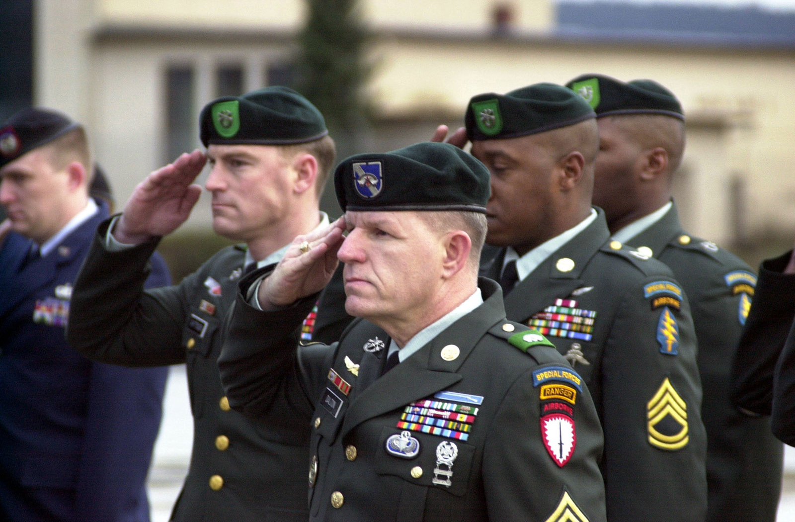 a-formation-of-four-us-army-special-forces-green-berets-soldiers