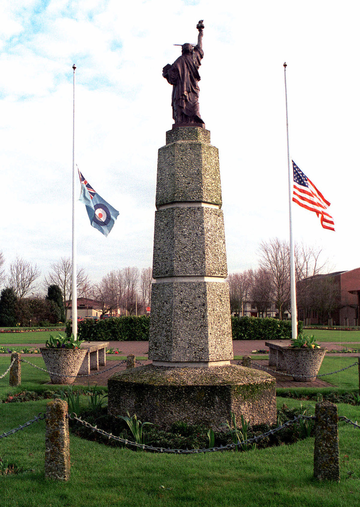 Liberty Wing Airmen present flags, honored by NFL > Royal Air Force  Lakenheath > Article Display