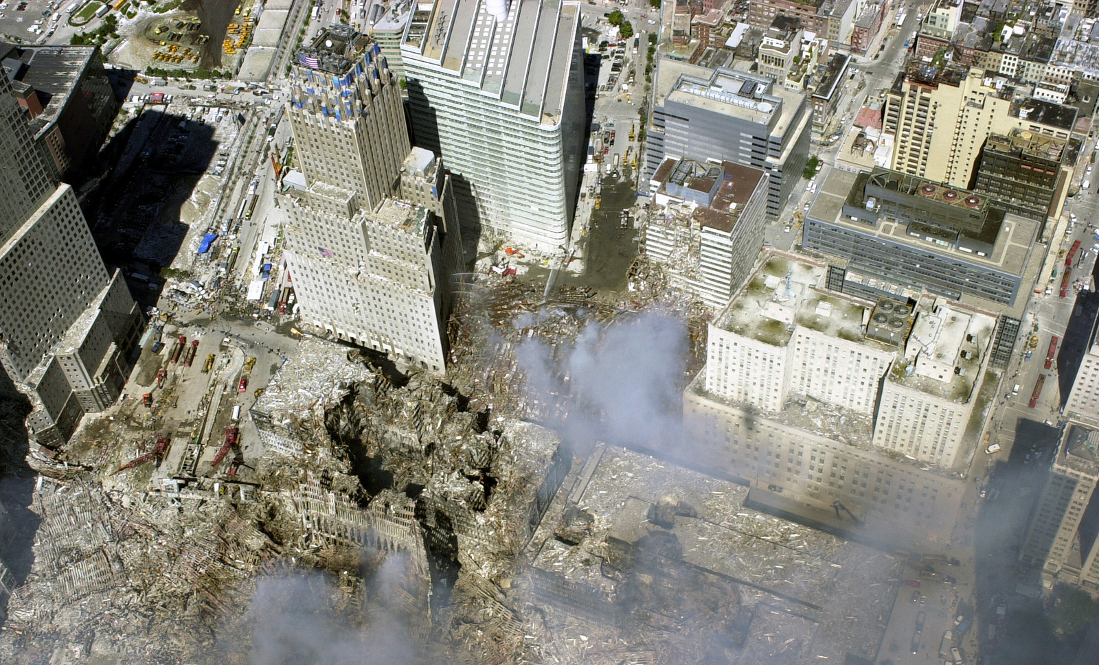 Сколько этажей было в башнях близнецах. Башни-Близнецы ВТЦ.. Торговый центр 9/11 башни Близнецы. ВТЦ 7 Нью-Йорк. ВТЦ Нью-Йорк башни Близнецы.
