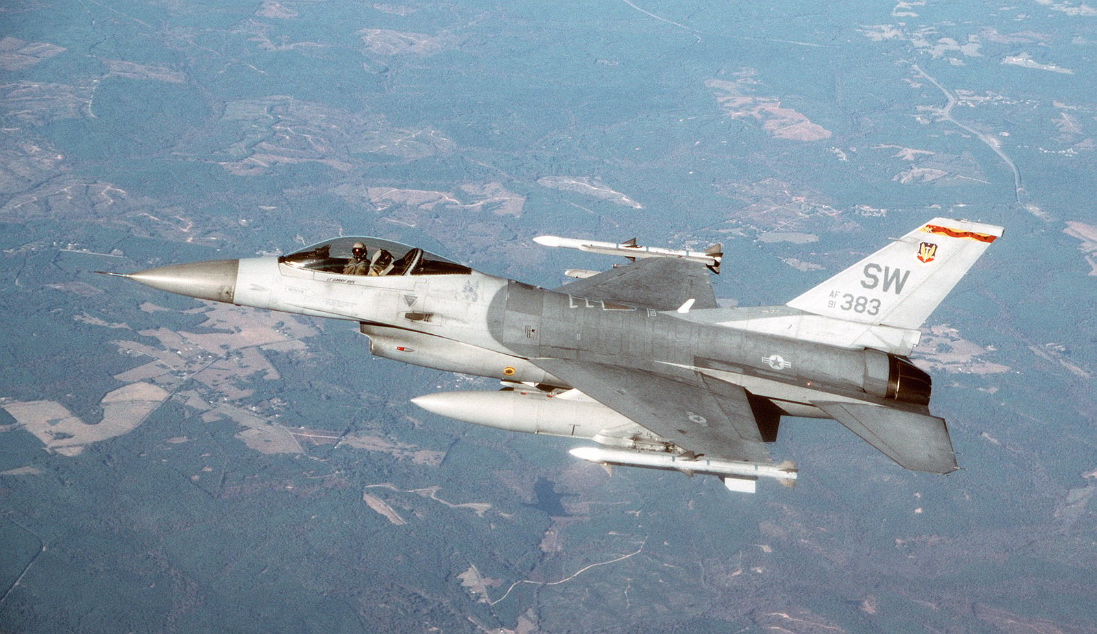 A US Air Force F-16CJ Fighting Falcon aircraft from the 78th Fighter ...