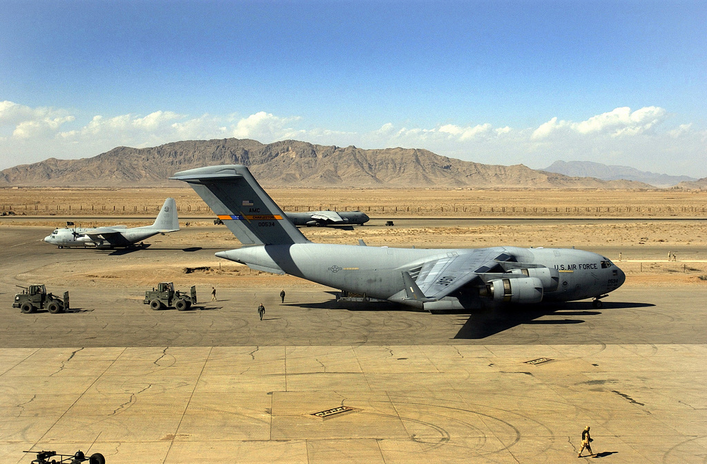 Military Aircraft Lifting - AMS Aircraft Recovery