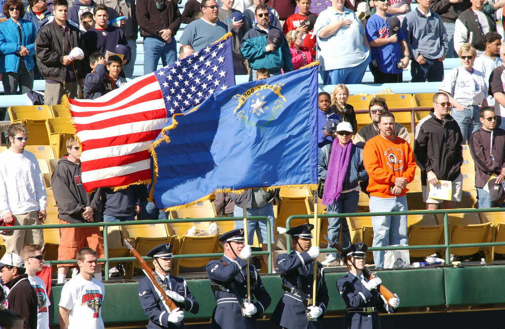 DVIDS - Images - Tampa Bay Rays Mascot and US Sailor [Image 4 of 4]