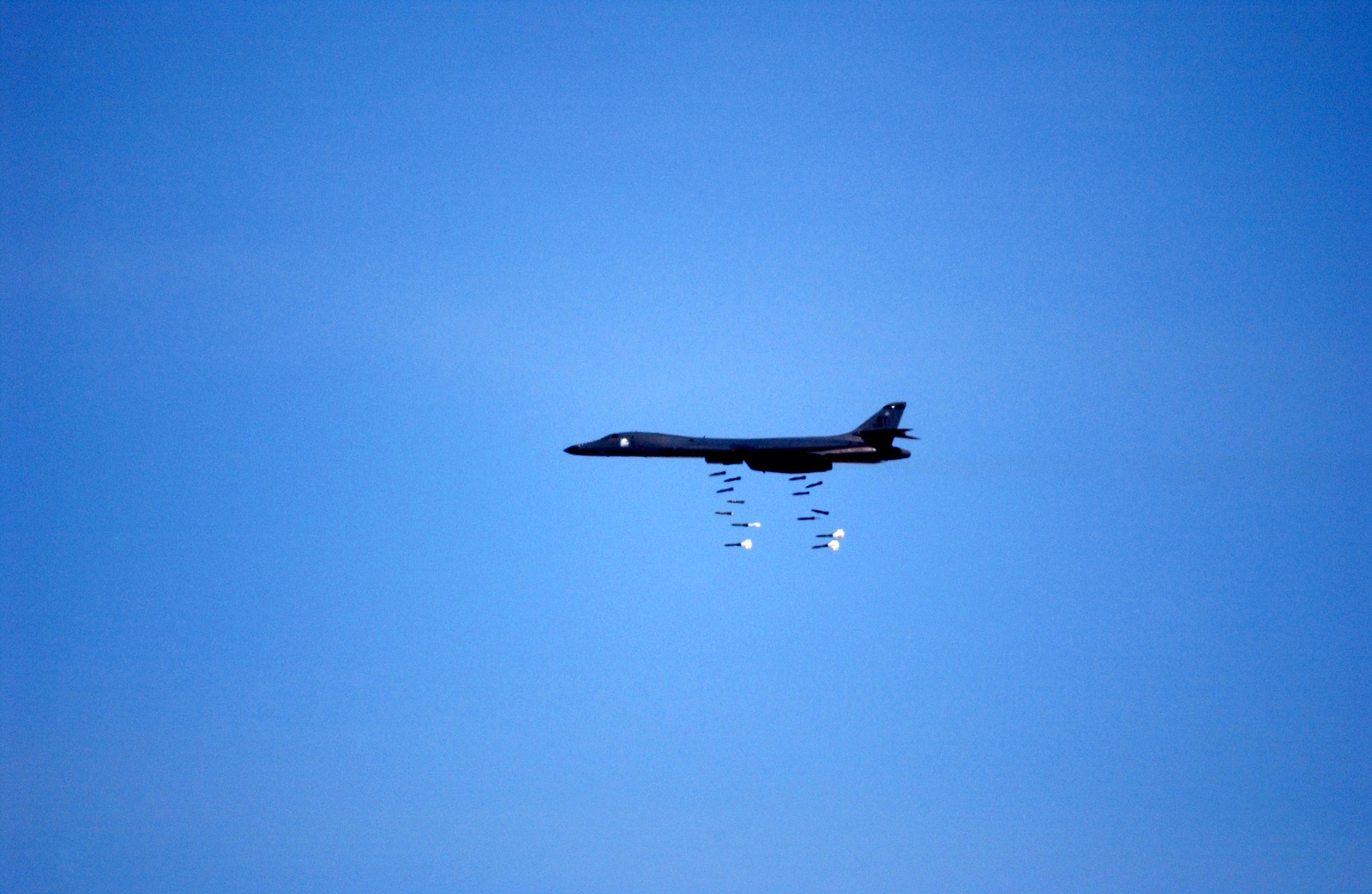 A B-1B Lancer, 7th Operations Group (OG), Dyess AFB, Texas, Drops Its ...