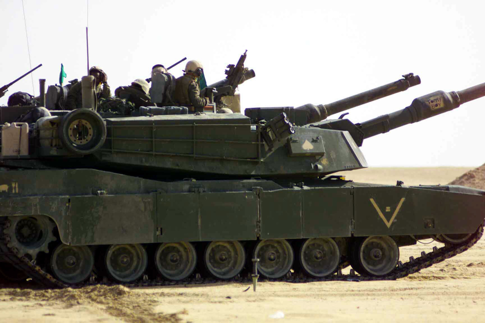 A US Marine Corps (USMC) M1A1 Abrams Main Battle Tank (MBT) from ...