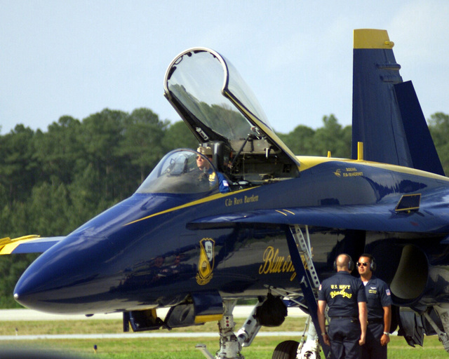 US Navy (USN) Commander (CDR) Russ Bartlett, Commander of the USN 