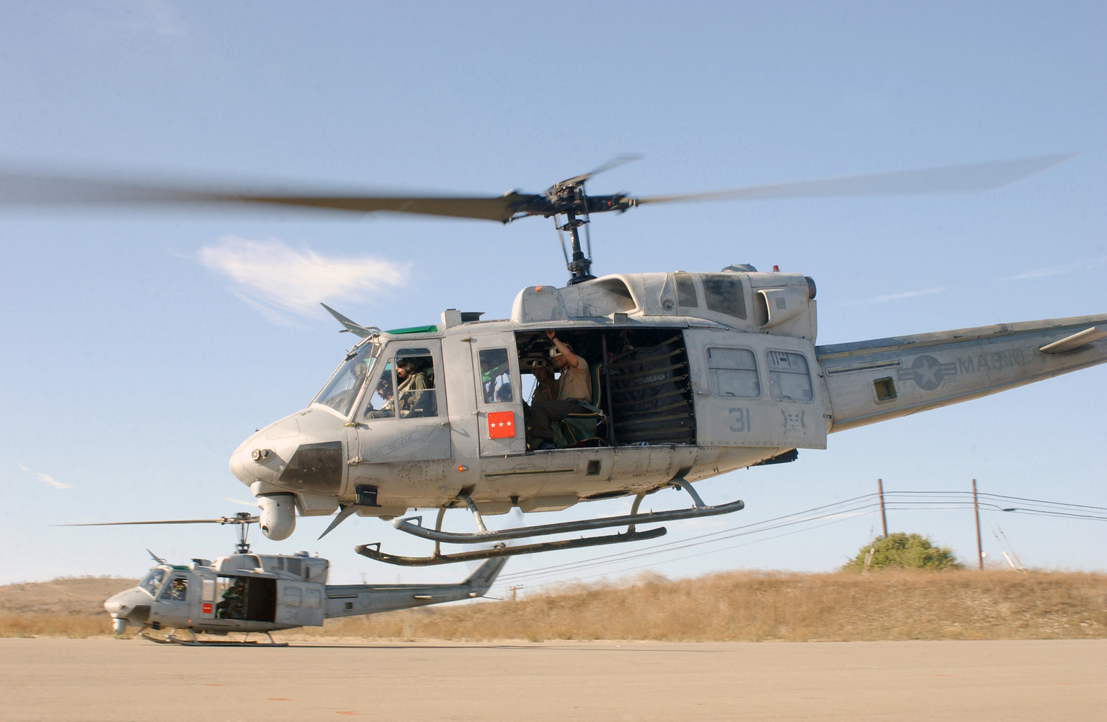 marine huey helicopter