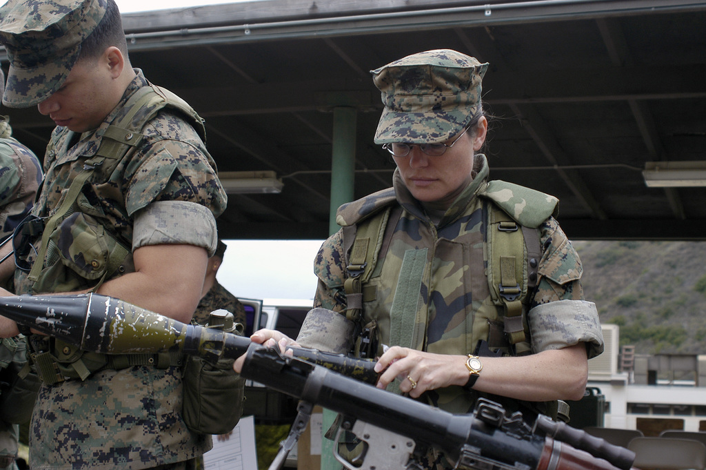 A Female Us Marine Corps Usmc Marine 1st Marine Expeditionary