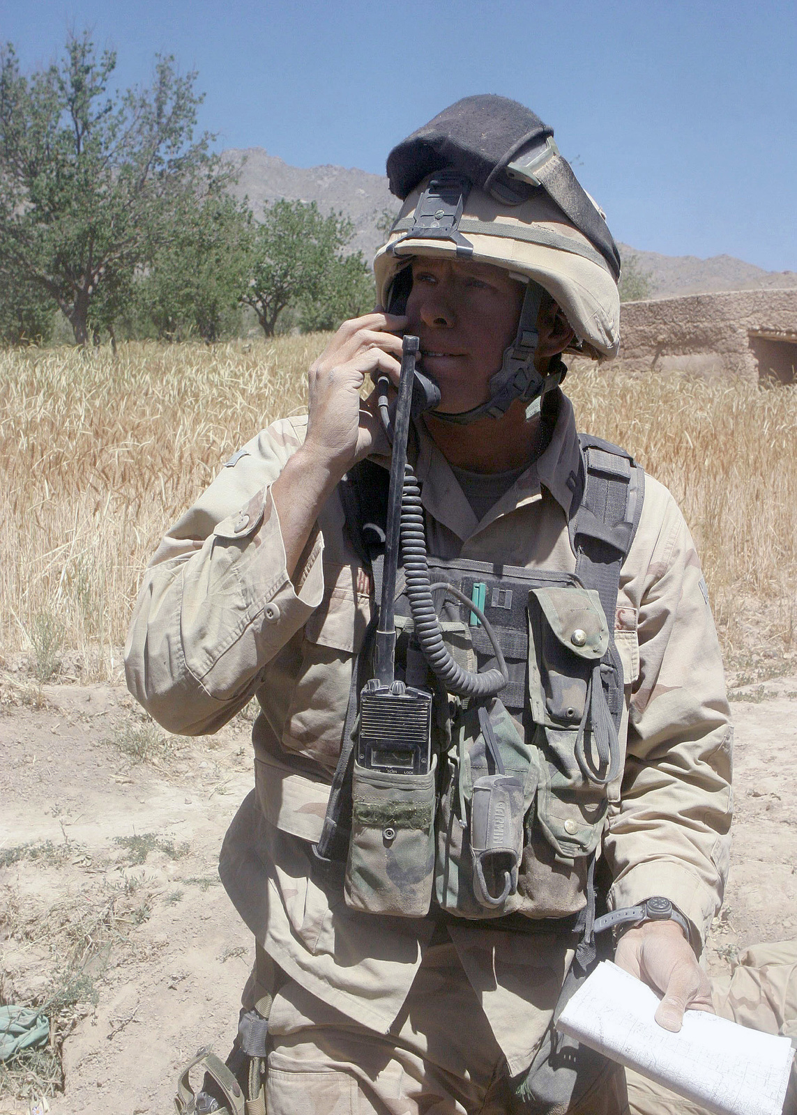 US Marine Corps (USMC) Captain (CPT) James Hunt, a Forward Air ...