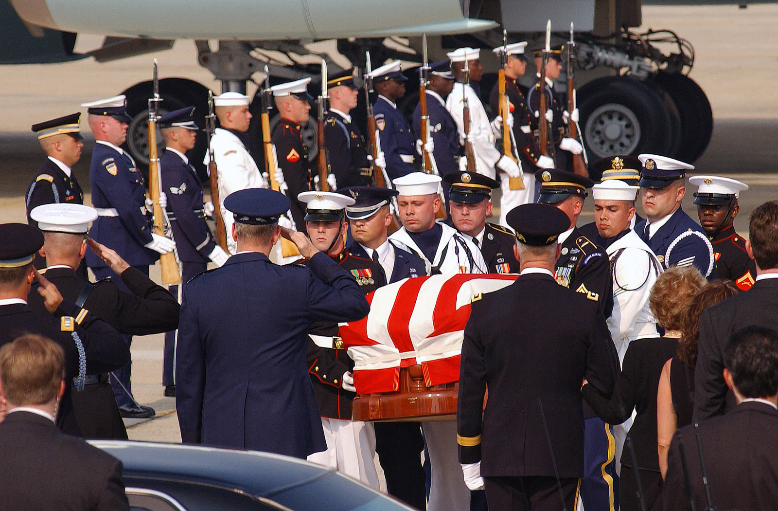 a-combined-us-military-honor-guard-carries-the-40th-president-of-the