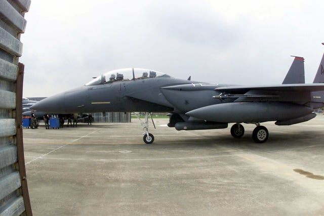 A U.S. Air Force F-15E Strike Eagle fighter pulls into the parking ...