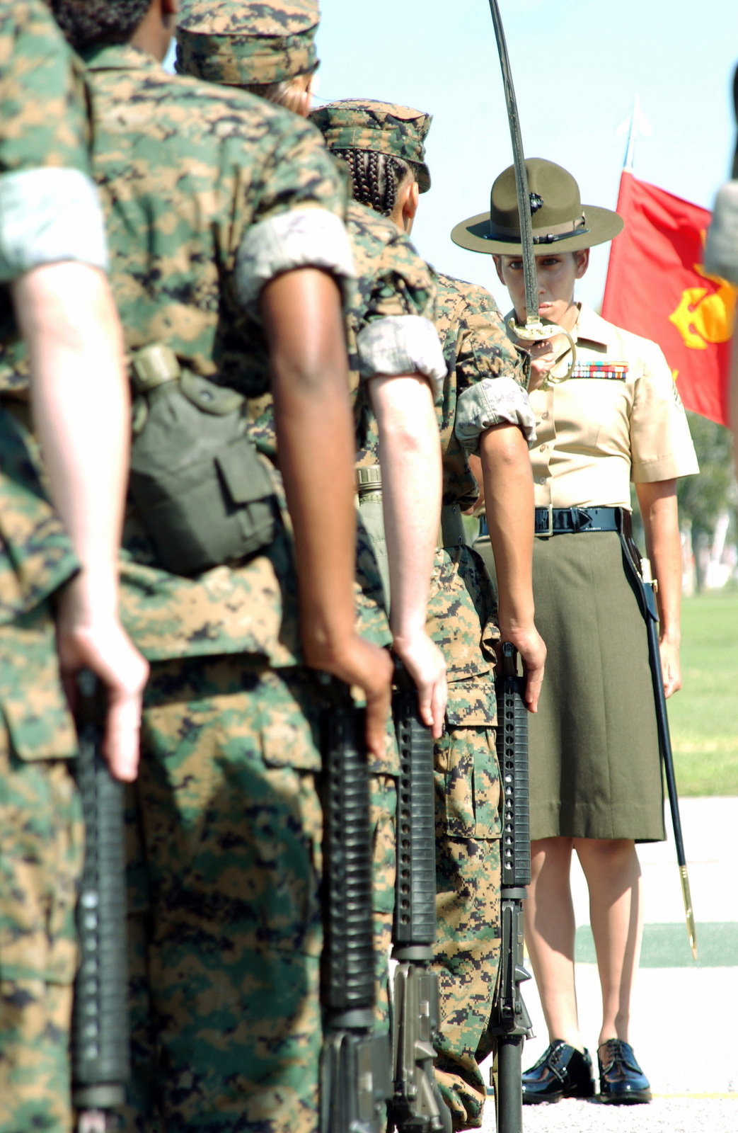 A Us Marine Corps Usmc Drill Instructor Presents Sword To Acknowledge The Report From The Female - mm leader uniform roblox