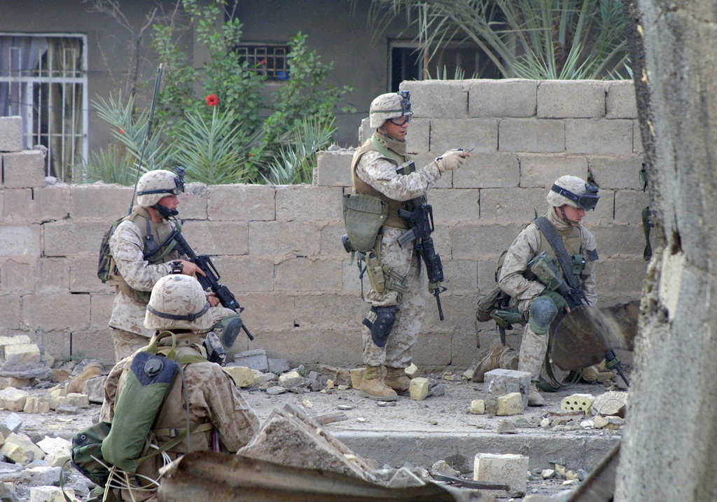 Armed Us Marine Corps (usmc) Marines Assigned To Bravo Company, 1st 