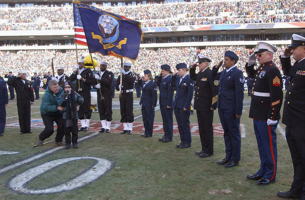 DVIDS - Images - Colts' Salute to Service Game [Image 12 of 13]