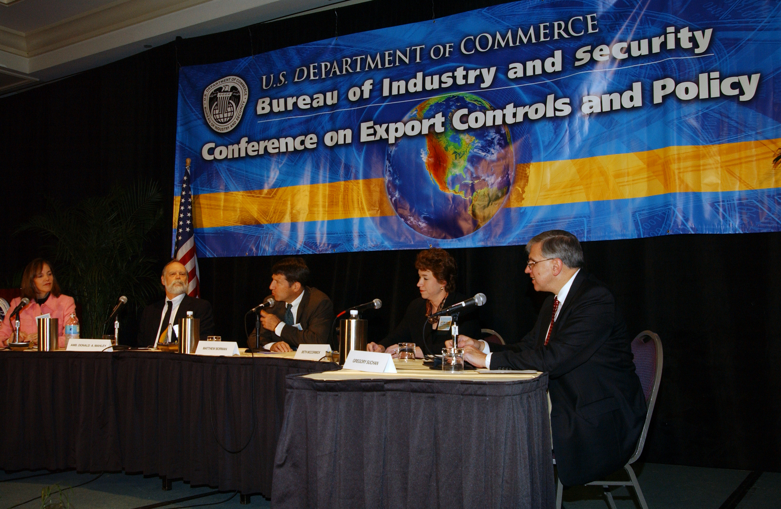 Assignment Bis 2006 8484 1 A Bureau Of Industry And Security Bureau Of Industry And Security Bis Update 2005 Conference 40 Cfd Bis 2006 8484 1 A 10 24 Das Bormanpanel Dsc 3780 Jpg U S National Archives Public Domain Image