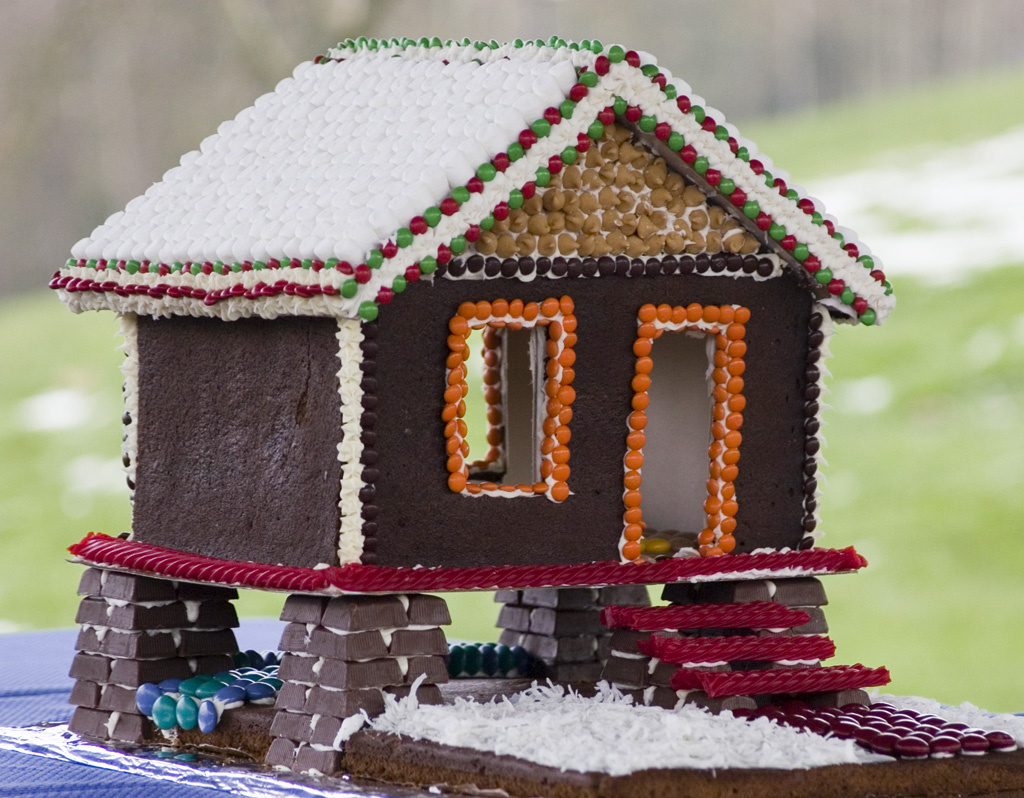 This was the most humbling Cocoa Stand gingerbread house, & it was mis, ginger bread house