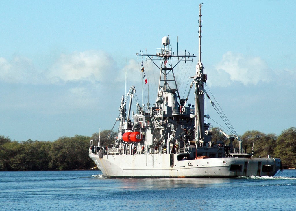 The US Navy (USN) Safeguard Class Rescue and Salvage Ship USS SALVOR ...