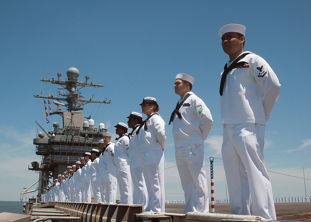 Us Navy Usn Sailors From The Usn Nimitz Class Aircraft Carrier Uss George Washington Cvn 73