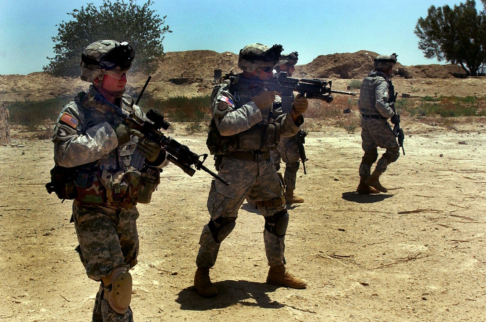 Soldiers of the1st Squadron, 33rd Cavalry Regiment, 3rd Brigade Combat ...