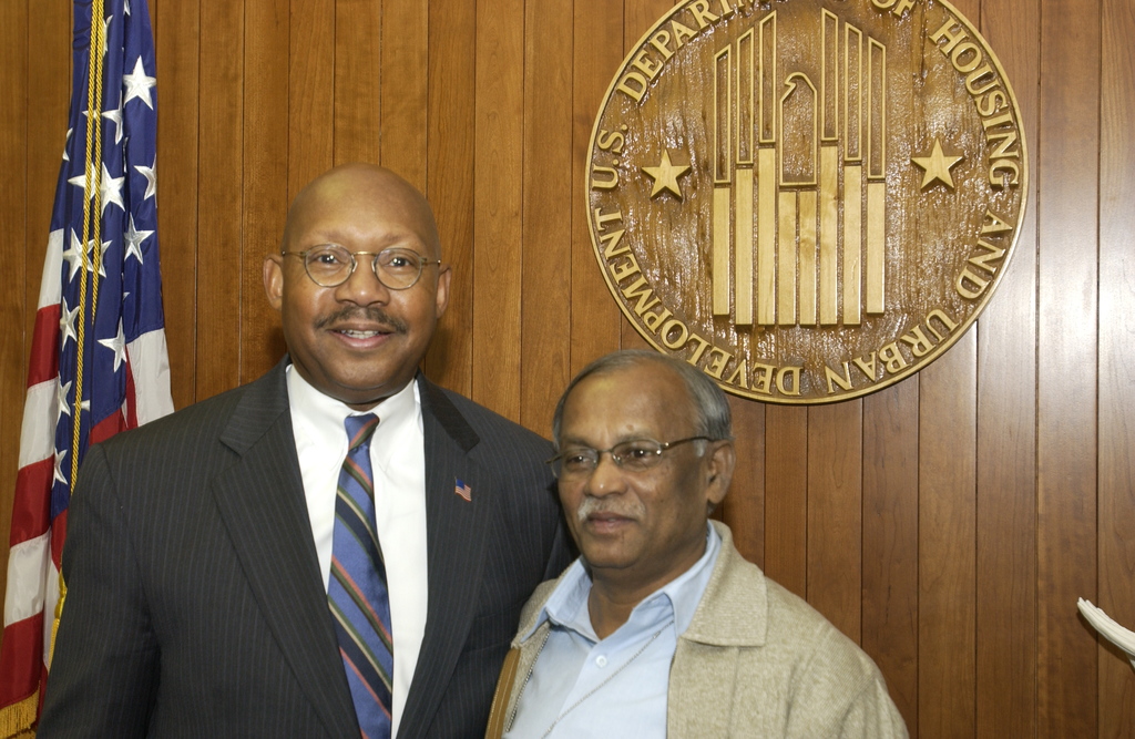 Secretary Alphonso Jackson with Representatives from India's National ...