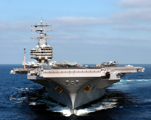 Aerial bow view of the U.S. Navy Nimitz Class Aircraft Carrier USS ...