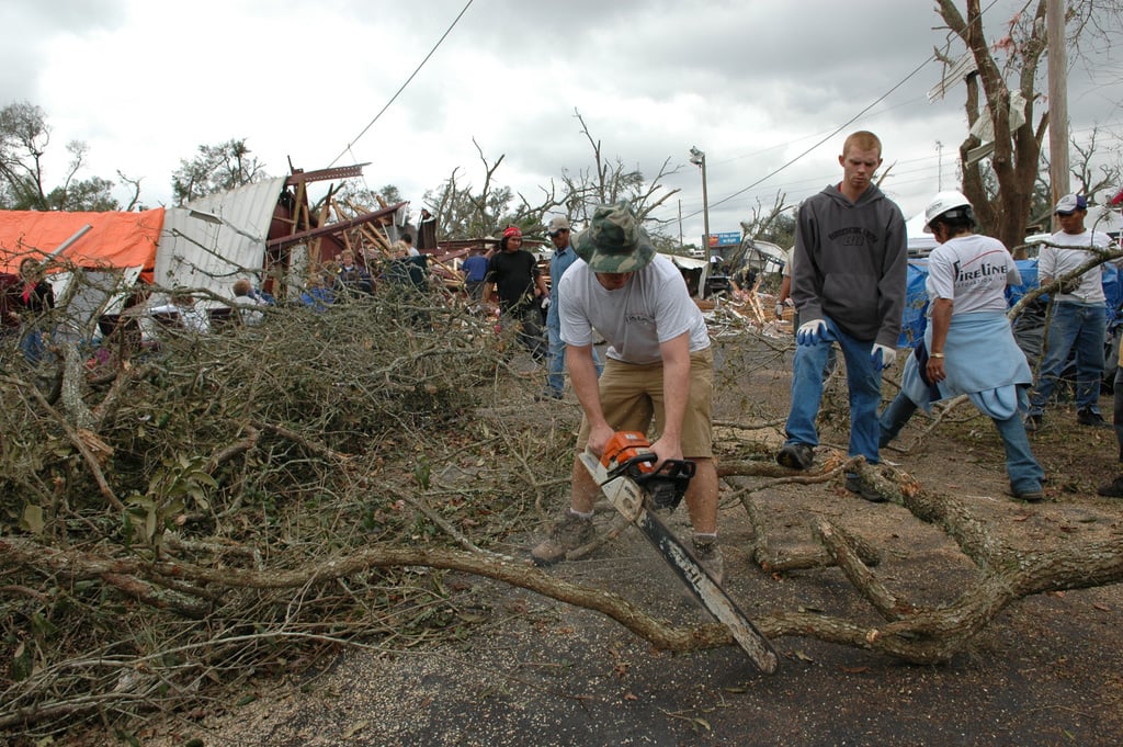 [Severe Storms and Tornadoes] Lady Lake, Fla., February 3, 2007 -- A ...