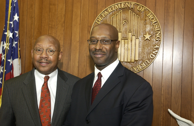 Paul Scott Meeting Secretary Alphonso Jackson - Visit of Paul Scott ...