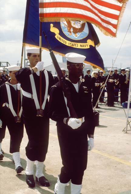 File:970403-N-1016M-001 Navy Color Guard.jpg - Wikimedia Commons