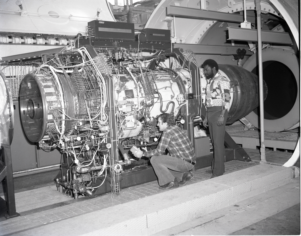 Двигатель ф 100. Pratt & Whitney f100. Pratt & Whitney f119. F100 engine. Pratt Whitney f100 f-16.